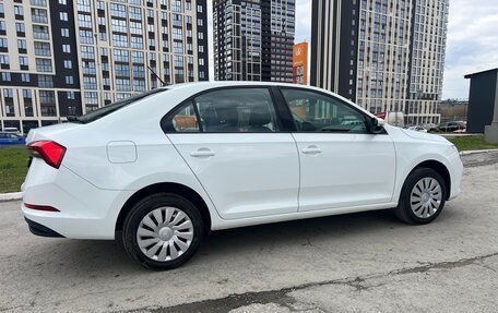 Skoda Rapid II, 2021 год, 1 700 000 рублей, 2 фотография