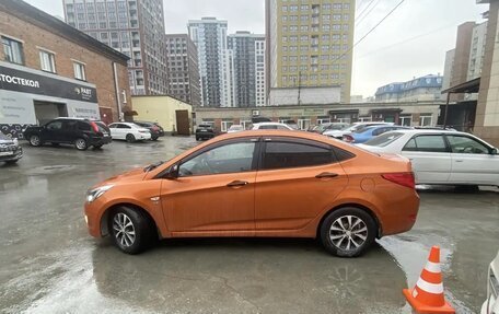 Hyundai Solaris II рестайлинг, 2014 год, 910 000 рублей, 2 фотография