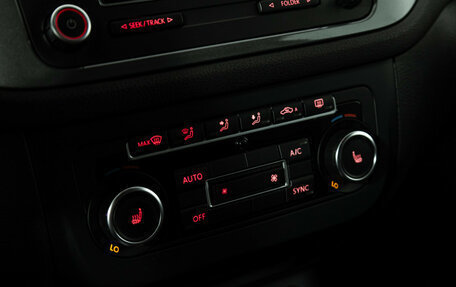 Volkswagen Tiguan I, 2014 год, 1 299 777 рублей, 15 фотография