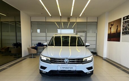 Volkswagen Tiguan II, 2018 год, 2 750 000 рублей, 2 фотография
