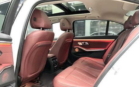 BMW 3 серия, 2023 год, 3 300 000 рублей, 9 фотография