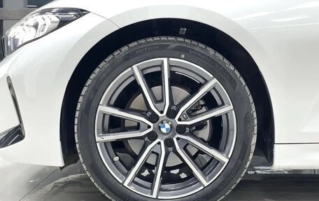 BMW 3 серия, 2023 год, 3 300 000 рублей, 15 фотография