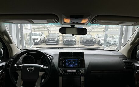 Toyota Land Cruiser Prado 150 рестайлинг 2, 2010 год, 2 850 000 рублей, 9 фотография