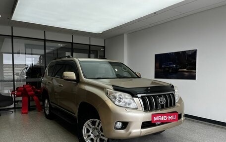 Toyota Land Cruiser Prado 150 рестайлинг 2, 2010 год, 2 850 000 рублей, 3 фотография