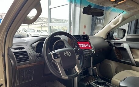 Toyota Land Cruiser Prado 150 рестайлинг 2, 2010 год, 2 850 000 рублей, 7 фотография