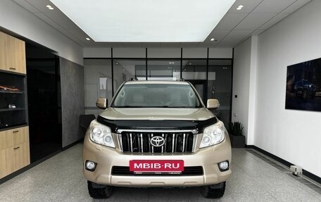 Toyota Land Cruiser Prado 150 рестайлинг 2, 2010 год, 2 850 000 рублей, 2 фотография