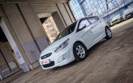 Hyundai Solaris II рестайлинг, 2014 год, 950 000 рублей, 7 фотография