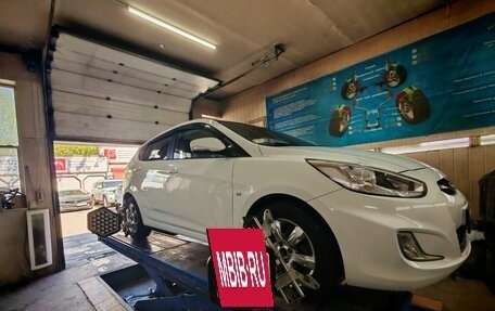 Hyundai Solaris II рестайлинг, 2014 год, 950 000 рублей, 16 фотография
