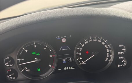 Toyota Land Cruiser 200, 2017 год, 6 500 000 рублей, 4 фотография