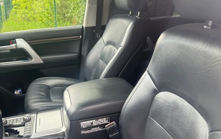 Toyota Land Cruiser 200, 2017 год, 6 500 000 рублей, 6 фотография