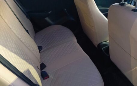 Hyundai Solaris II рестайлинг, 2013 год, 650 000 рублей, 8 фотография