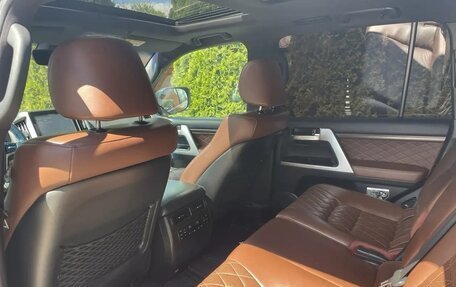 Toyota Land Cruiser 200, 2017 год, 5 750 000 рублей, 15 фотография