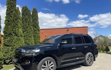 Toyota Land Cruiser 200, 2017 год, 5 750 000 рублей, 16 фотография