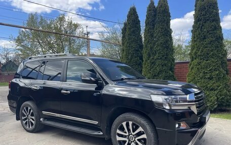 Toyota Land Cruiser 200, 2017 год, 5 750 000 рублей, 18 фотография