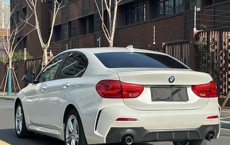 BMW 1 серия, 2022 год, 1 610 000 рублей, 6 фотография