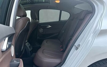 BMW 1 серия, 2022 год, 1 610 000 рублей, 13 фотография