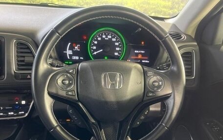 Honda Vezel, 2017 год, 1 280 000 рублей, 8 фотография