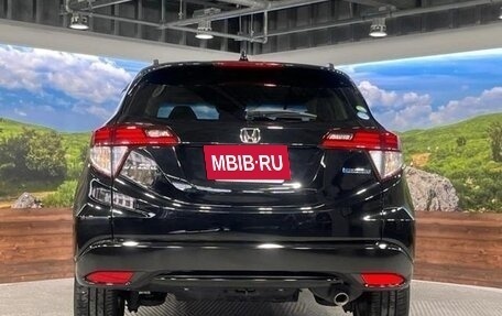 Honda Vezel, 2017 год, 1 280 000 рублей, 4 фотография