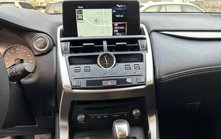 Lexus NX I, 2021 год, 2 700 000 рублей, 10 фотография