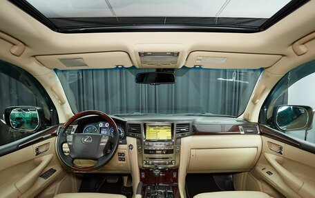 Lexus LX III, 2010 год, 3 690 000 рублей, 7 фотография