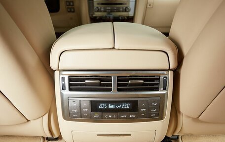 Lexus LX III, 2010 год, 3 690 000 рублей, 16 фотография