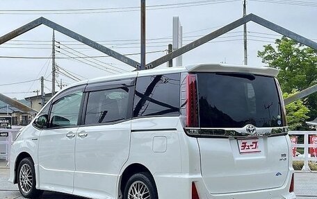 Toyota Noah III, 2021 год, 1 955 123 рублей, 5 фотография