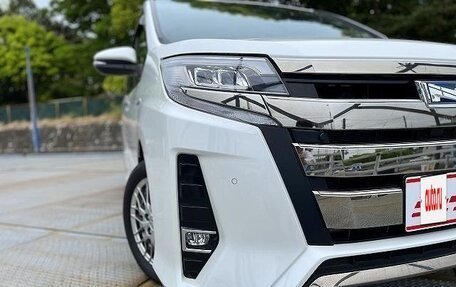 Toyota Noah III, 2021 год, 1 955 123 рублей, 8 фотография