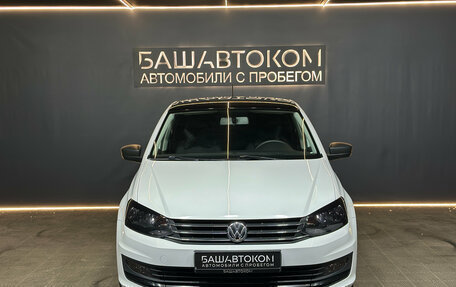 Volkswagen Polo VI (EU Market), 2015 год, 950 000 рублей, 2 фотография