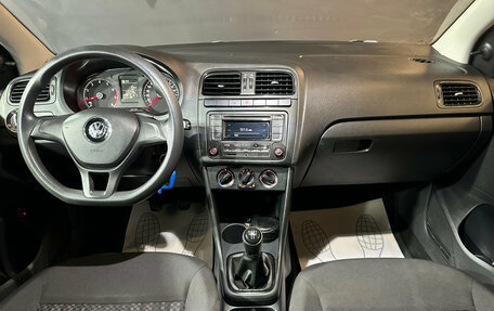 Volkswagen Polo VI (EU Market), 2015 год, 950 000 рублей, 9 фотография