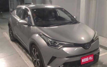 Toyota C-HR I рестайлинг, 2018 год, 1 442 000 рублей, 1 фотография