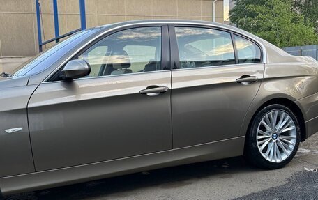 BMW 3 серия, 2006 год, 1 050 000 рублей, 3 фотография