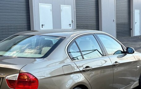 BMW 3 серия, 2006 год, 1 050 000 рублей, 10 фотография