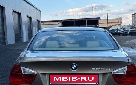 BMW 3 серия, 2006 год, 1 050 000 рублей, 6 фотография