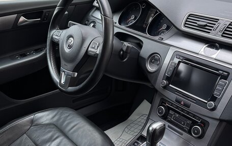 Volkswagen Passat B7, 2011 год, 1 030 000 рублей, 18 фотография