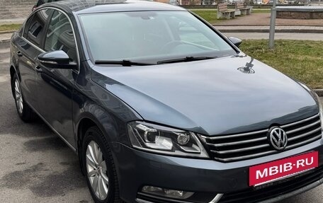 Volkswagen Passat B7, 2011 год, 1 030 000 рублей, 19 фотография