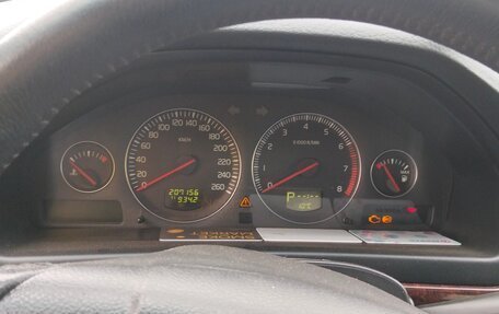 Volvo S80 II рестайлинг 2, 2005 год, 750 000 рублей, 10 фотография