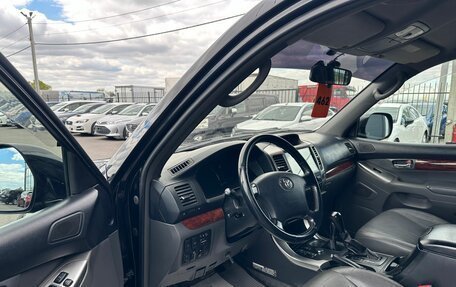 Toyota Land Cruiser Prado 120 рестайлинг, 2007 год, 2 699 900 рублей, 10 фотография
