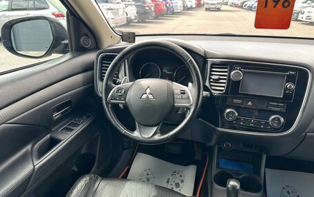 Mitsubishi Outlander III рестайлинг 3, 2012 год, 1 429 000 рублей, 14 фотография