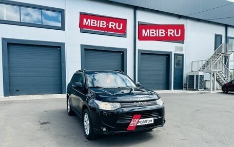 Mitsubishi Outlander III рестайлинг 3, 2012 год, 1 429 000 рублей, 8 фотография