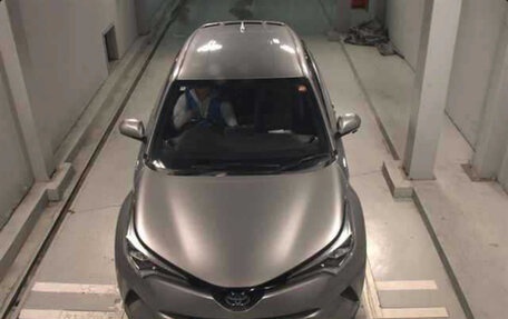 Toyota C-HR I рестайлинг, 2018 год, 1 442 000 рублей, 6 фотография