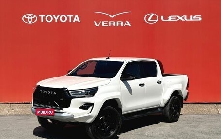 Toyota Hilux VIII, 2020 год, 4 650 000 рублей, 1 фотография