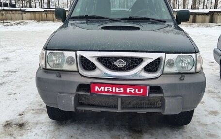 Nissan Terrano II рестайлинг, 2003 год, 799 000 рублей, 1 фотография