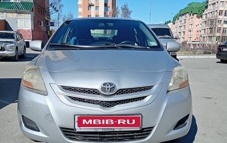 Toyota Yaris III рестайлинг, 2007 год, 600 000 рублей, 1 фотография