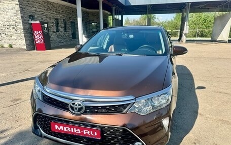 Toyota Camry, 2017 год, 2 100 000 рублей, 1 фотография