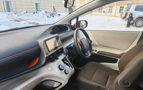 Toyota Sienta II, 2015 год, 1 400 000 рублей, 4 фотография