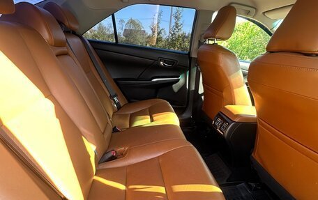Toyota Camry, 2017 год, 2 100 000 рублей, 8 фотография
