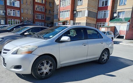 Toyota Yaris III рестайлинг, 2007 год, 600 000 рублей, 2 фотография