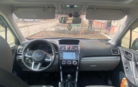 Subaru Forester, 2017 год, 1 900 000 рублей, 6 фотография
