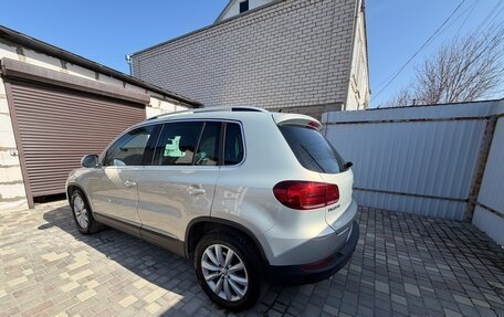 Volkswagen Tiguan I, 2014 год, 1 800 000 рублей, 3 фотография
