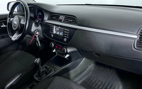 KIA Rio IV, 2018 год, 1 330 000 рублей, 9 фотография